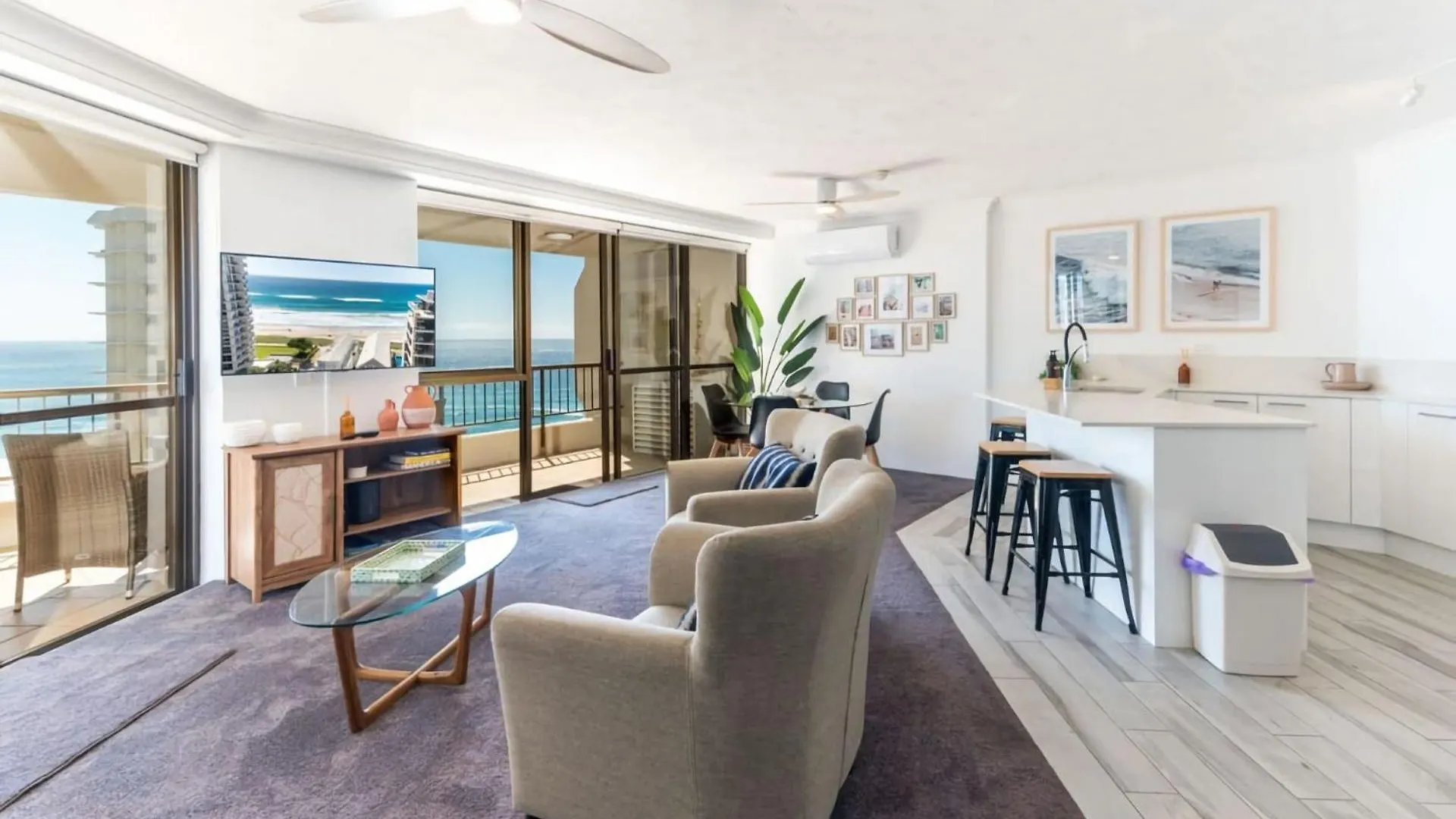 Charming 2Br Ocean View Apartment Gold Coast