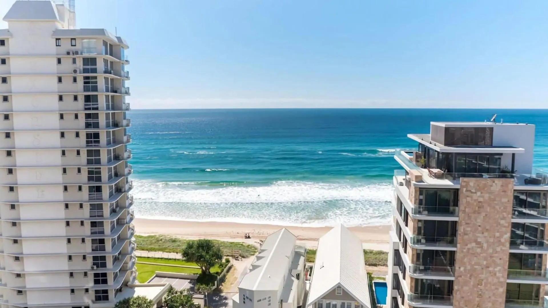 Charming 2Br Ocean View Apartment Gold Coast